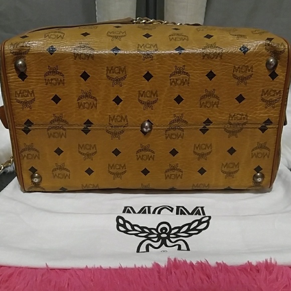 ❌SOLD❌MCM Heritage Boston Large - Picture 2 of 8